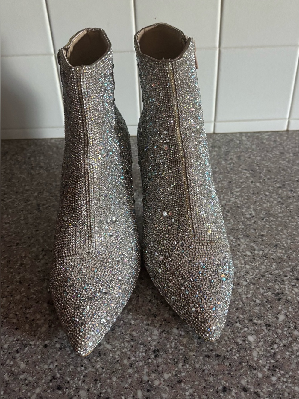 Betsey Johnson Cady Rhinestone Pointed Toe Ankle Boot 3.5 Block Heel Size 8.5